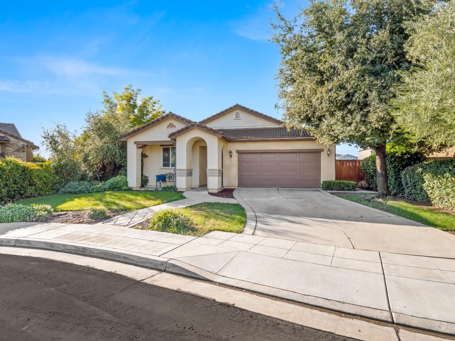 5761 W Willis Ave, Fresno, CA 93722