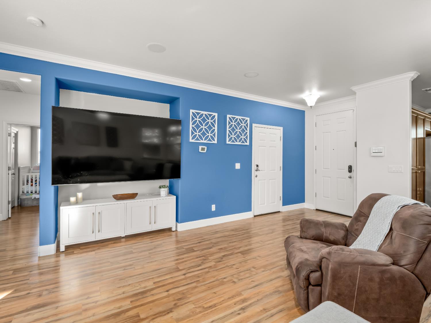 5761 W Willis Ave, Fresno, CA 93722