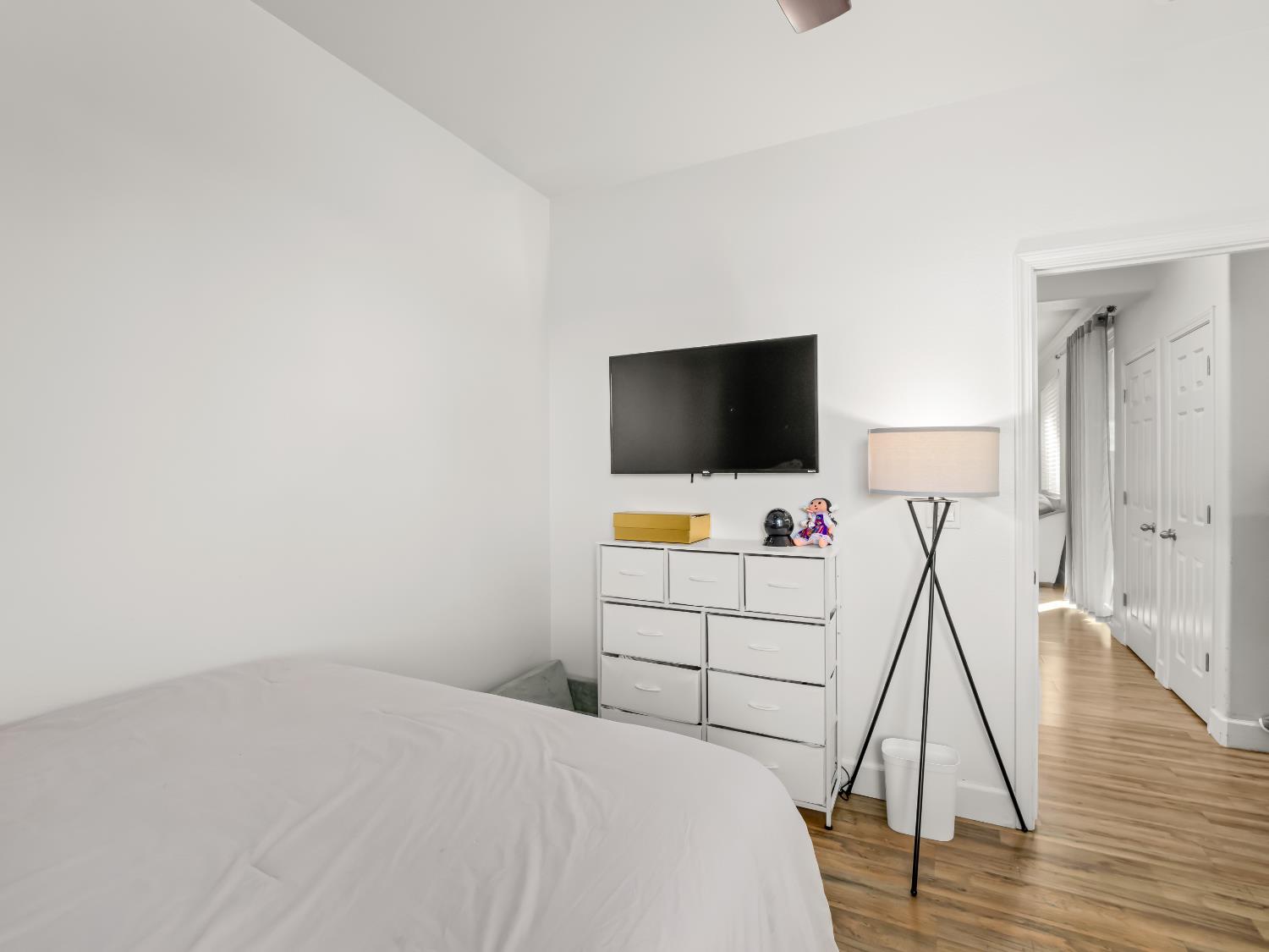 5761 W Willis Ave, Fresno, CA 93722