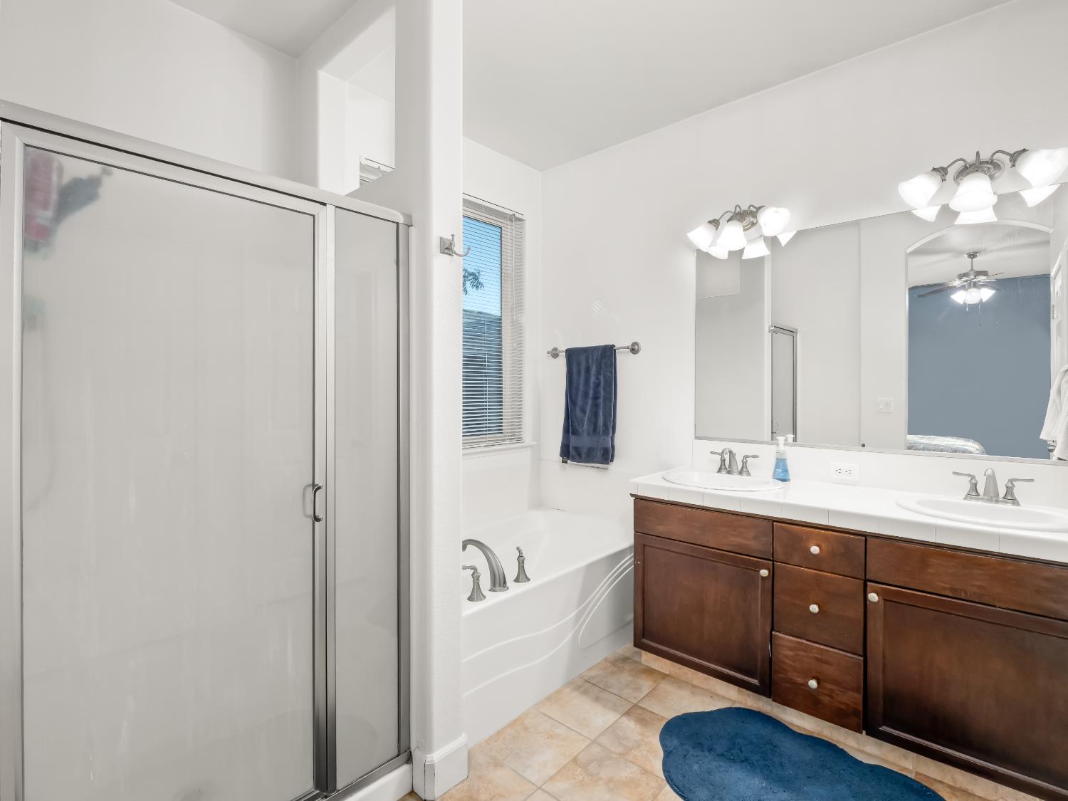 5761 W Willis Ave, Fresno, CA 93722