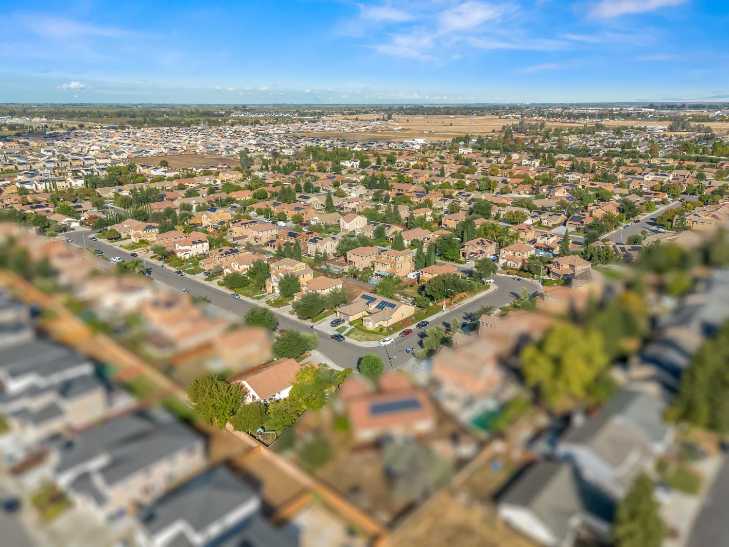 5761 W Willis Ave, Fresno, CA 93722