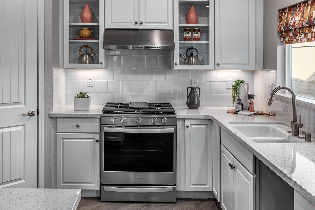 971 N Filbert Ave, Fresno, CA 93727