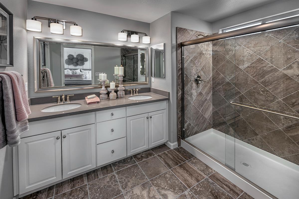 971 N Filbert Ave, Fresno, CA 93727