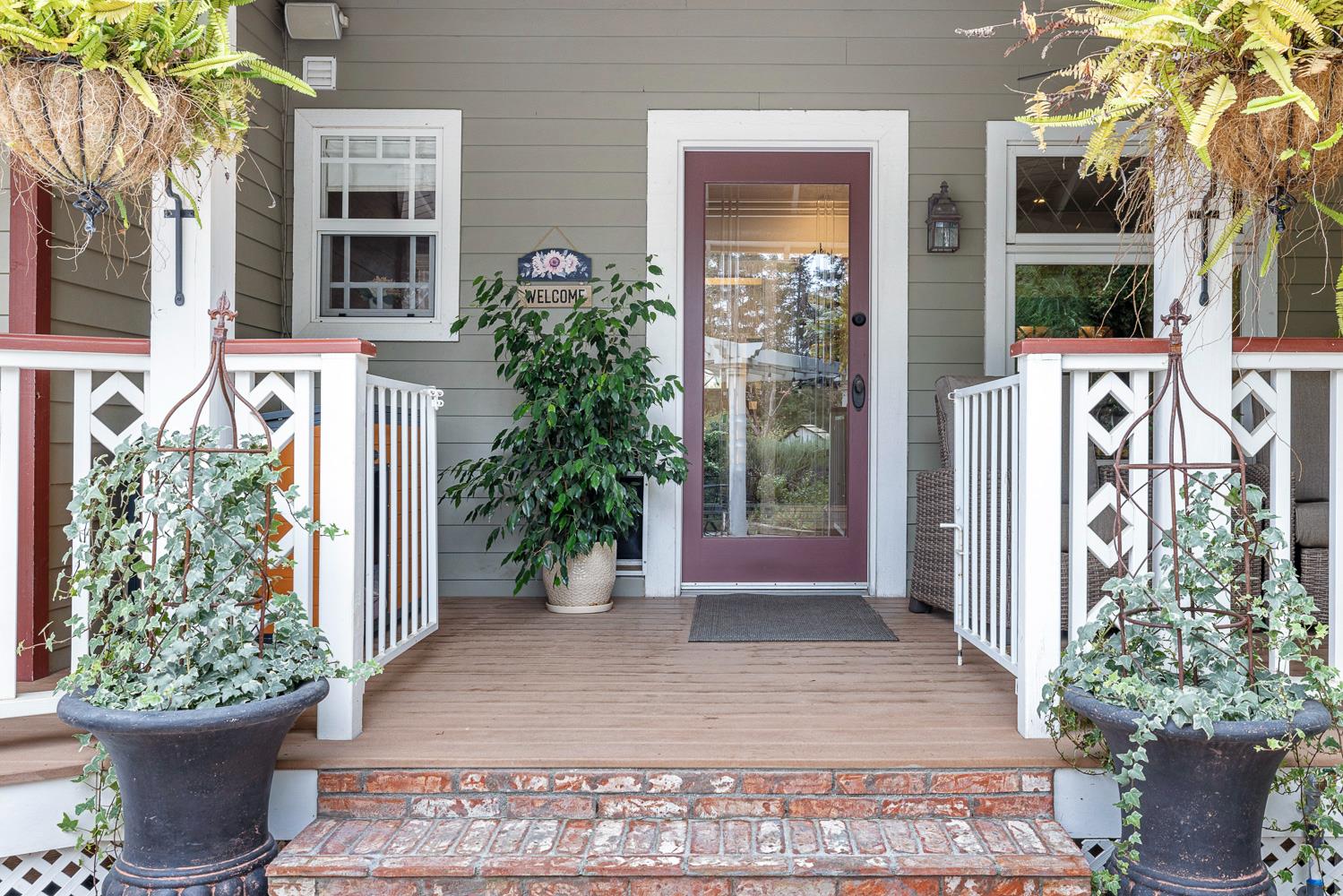 2444 Ashcroft Ave, Clovis, CA 93611