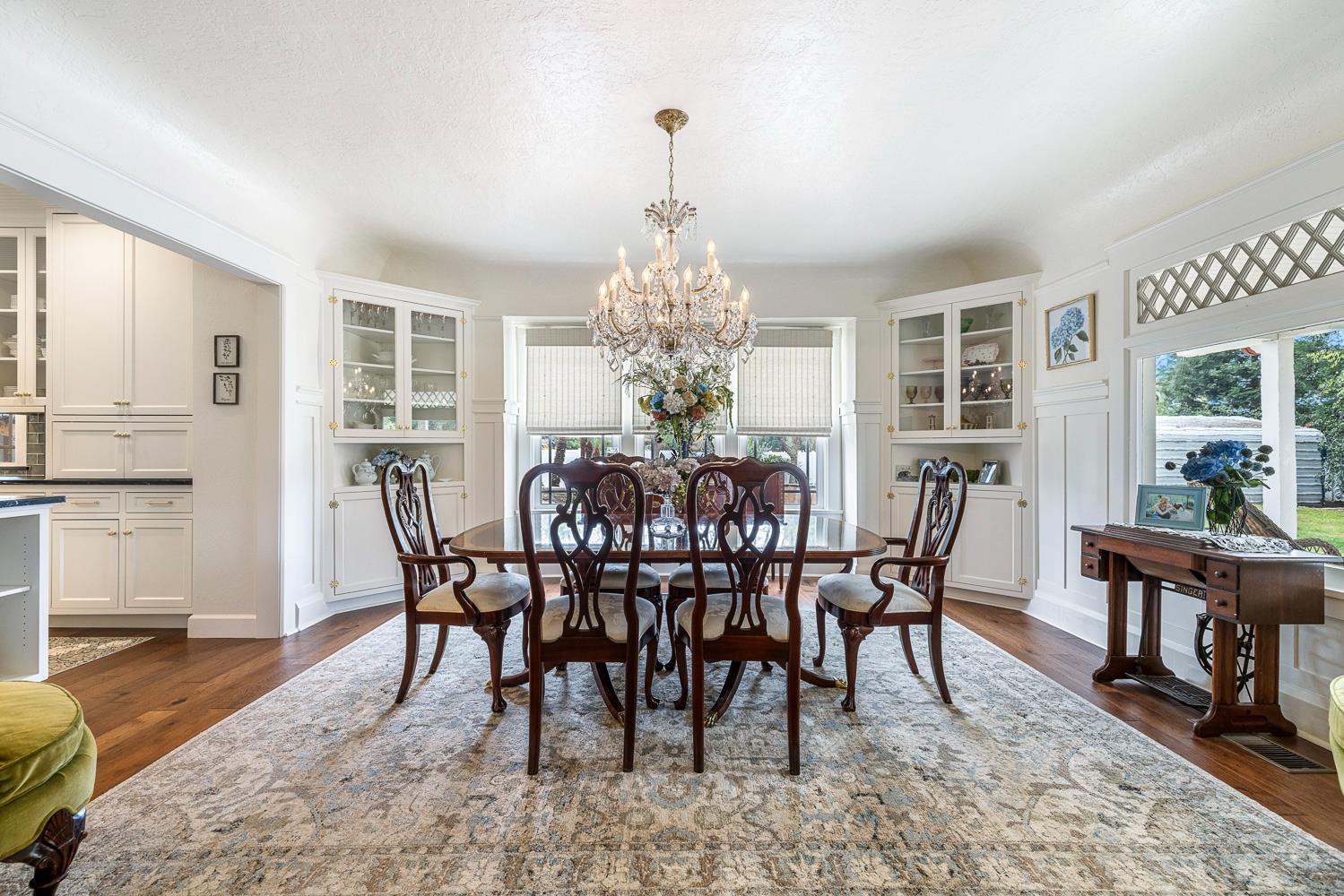 2444 Ashcroft Ave, Clovis, CA 93611