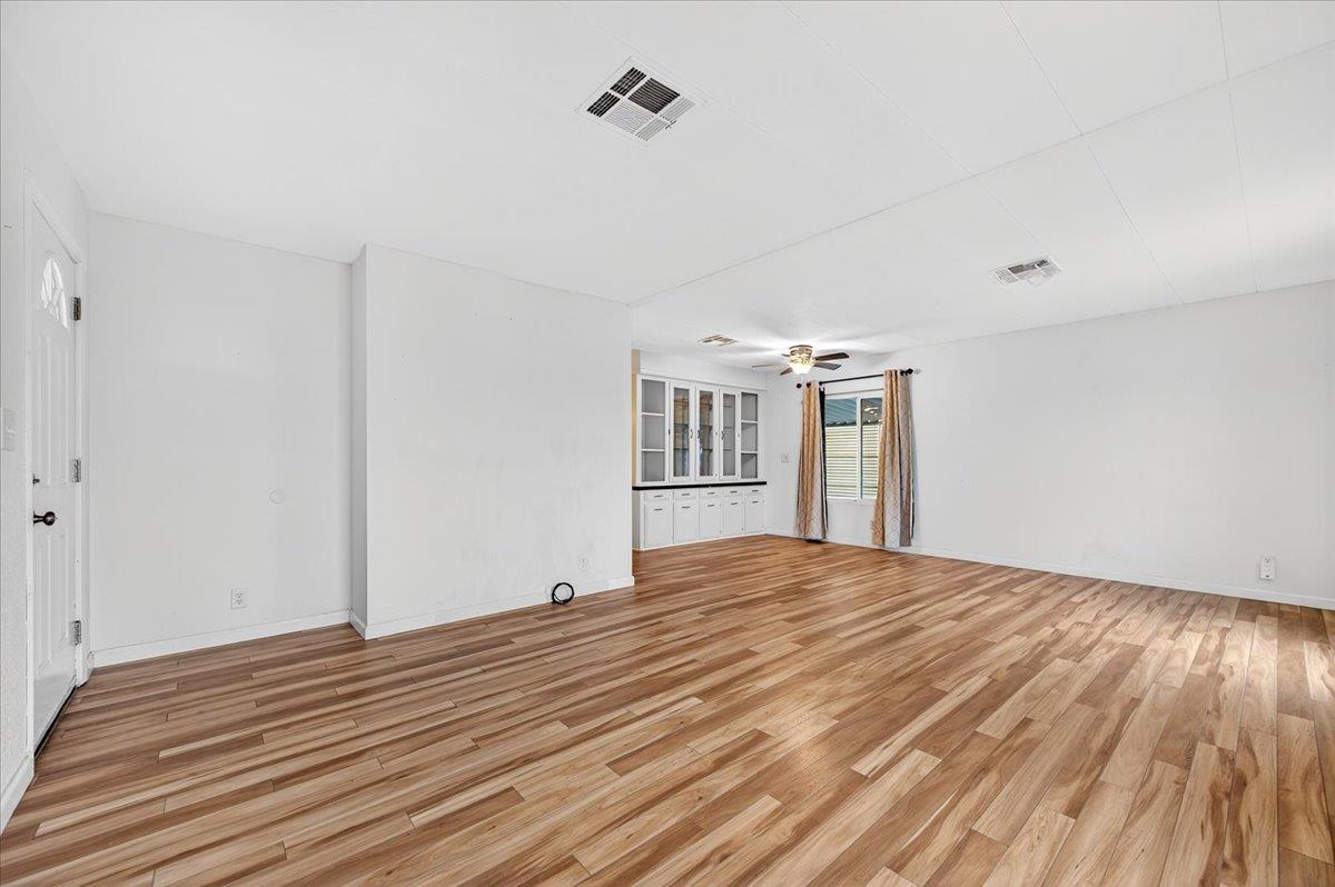 221 W Herndon Ave #120, Pinedale, CA 93650