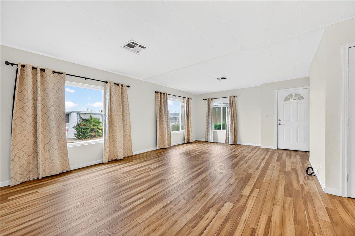 221 W Herndon Ave #120, Pinedale, CA 93650