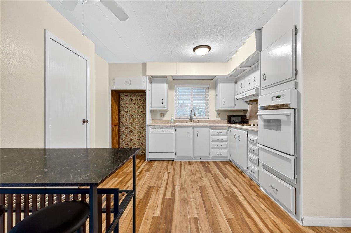 221 W Herndon Ave #120, Pinedale, CA 93650