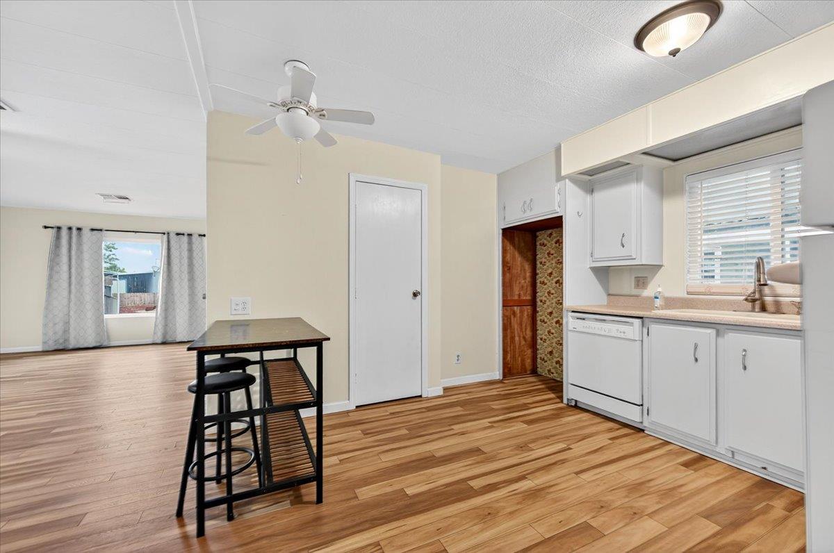 221 W Herndon Ave #120, Pinedale, CA 93650