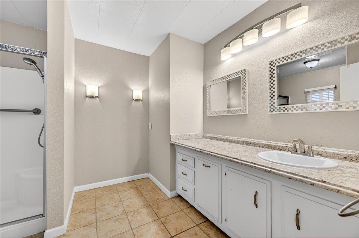 221 W Herndon Ave #120, Pinedale, CA 93650