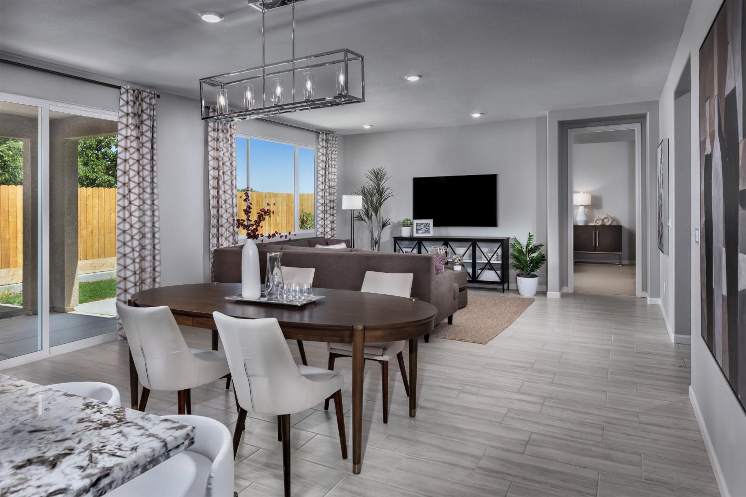 3215 Lourdes Ave, Clovis, CA 93619