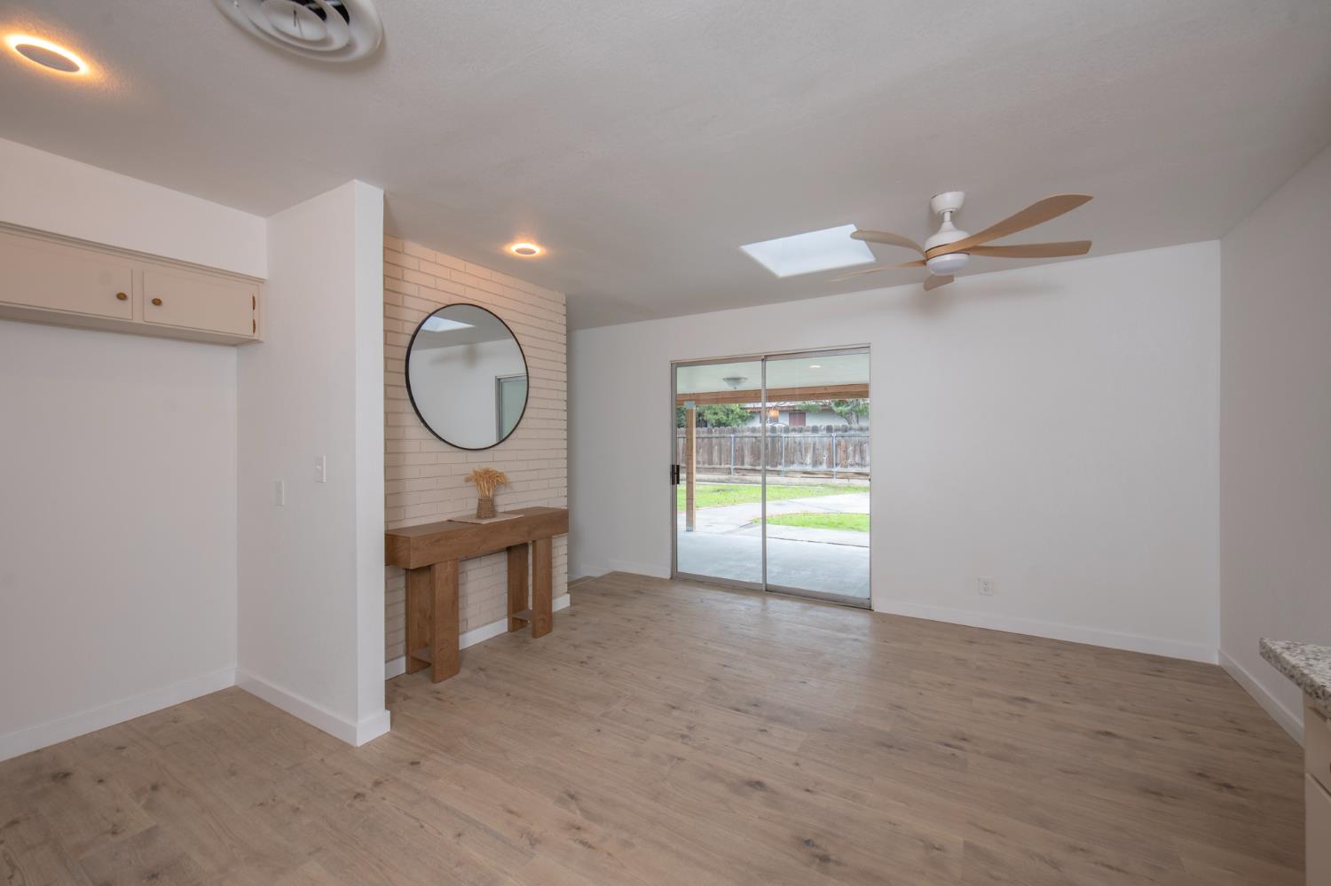 5356 N Bond St, Fresno, CA 93710