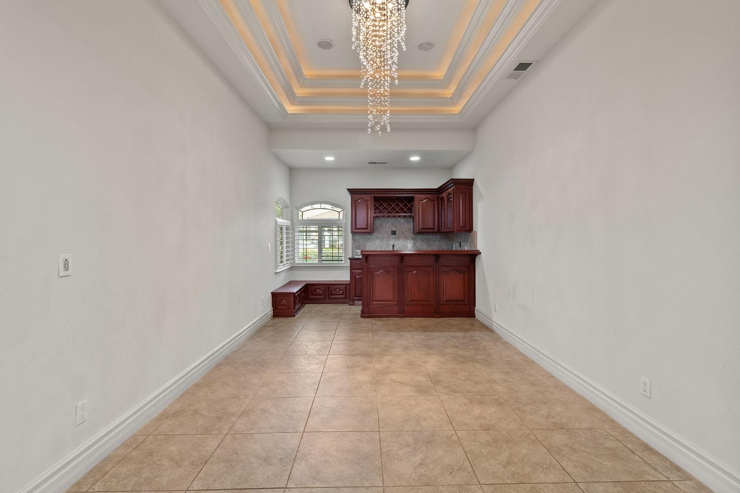 3255 Hollow Ave, Madera, CA 93637