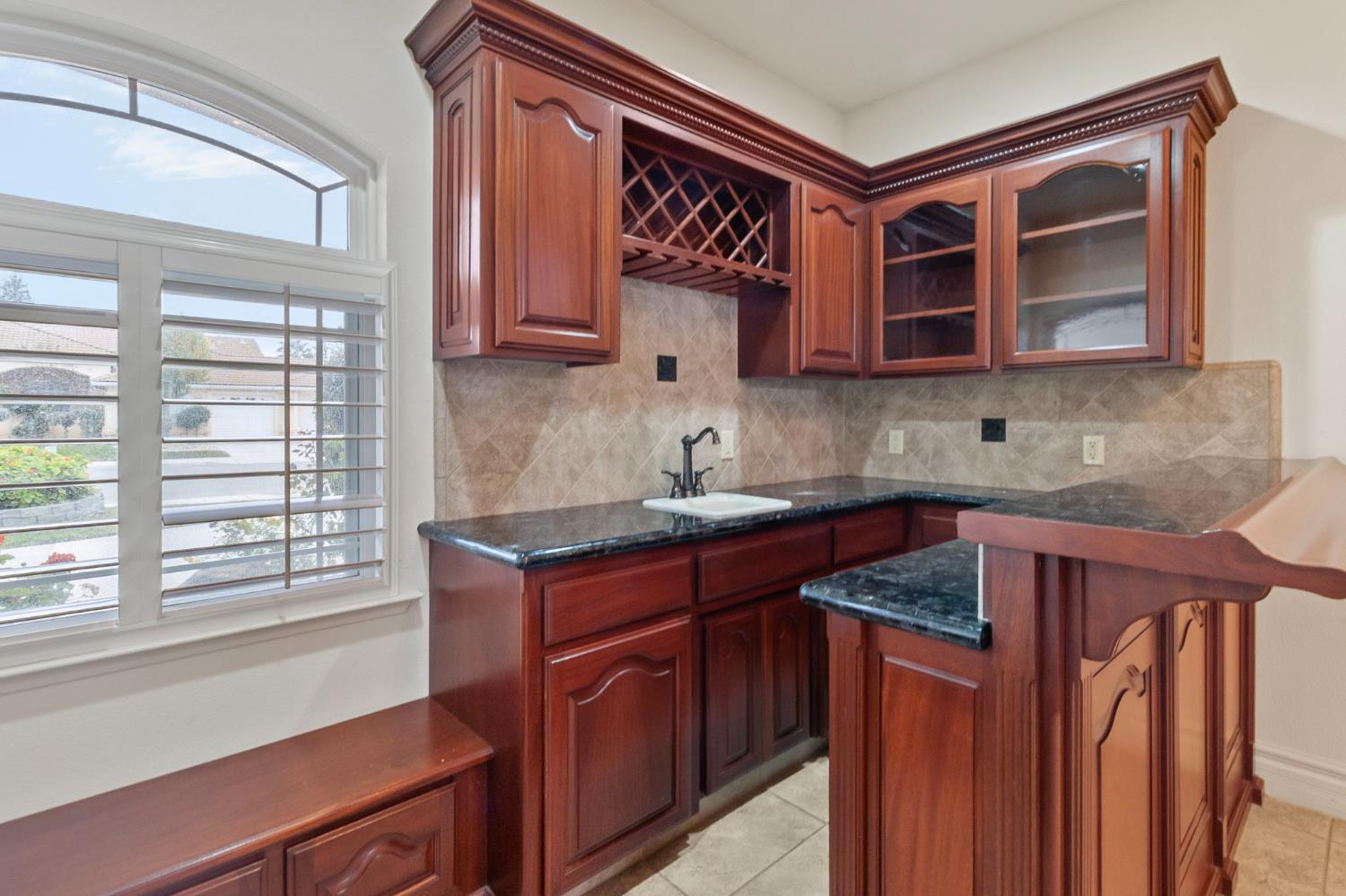 3255 Hollow Ave, Madera, CA 93637