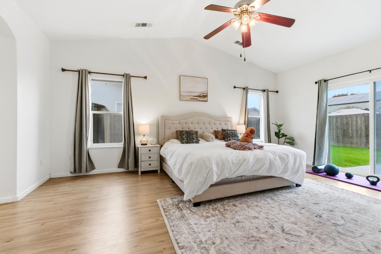 535 Mallard Ave, Lemoore, CA 93245