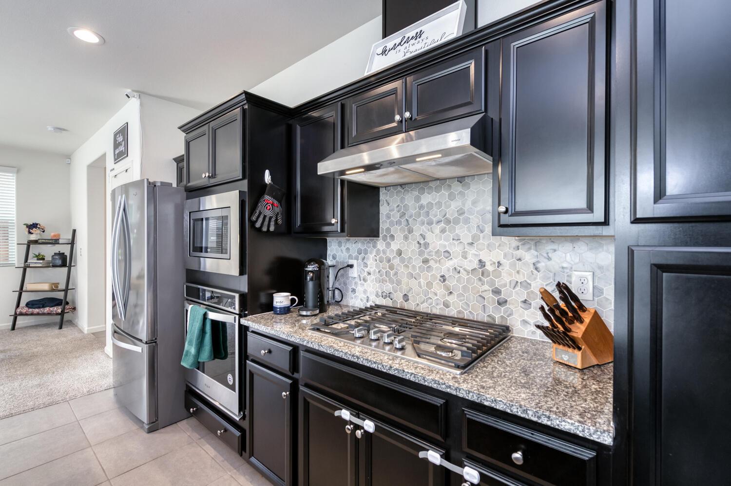 850 Winchell Way W, Madera, CA 93636