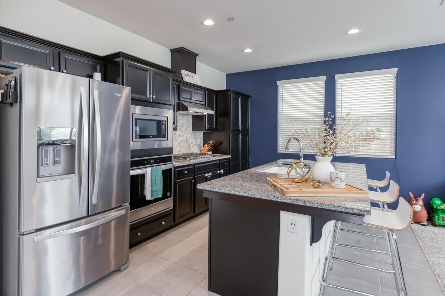 850 Winchell Way W, Madera, CA 93636