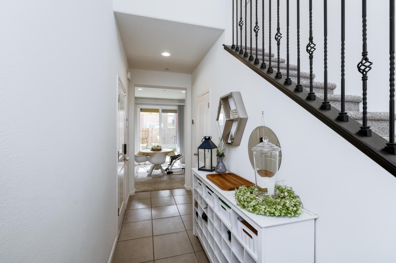 850 Winchell Way W, Madera, CA 93636