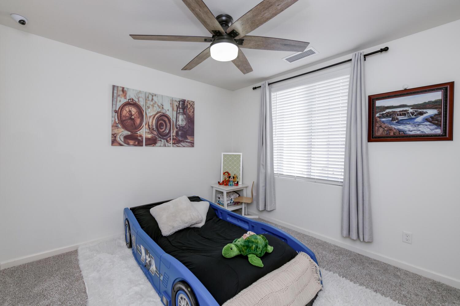 850 Winchell Way W, Madera, CA 93636