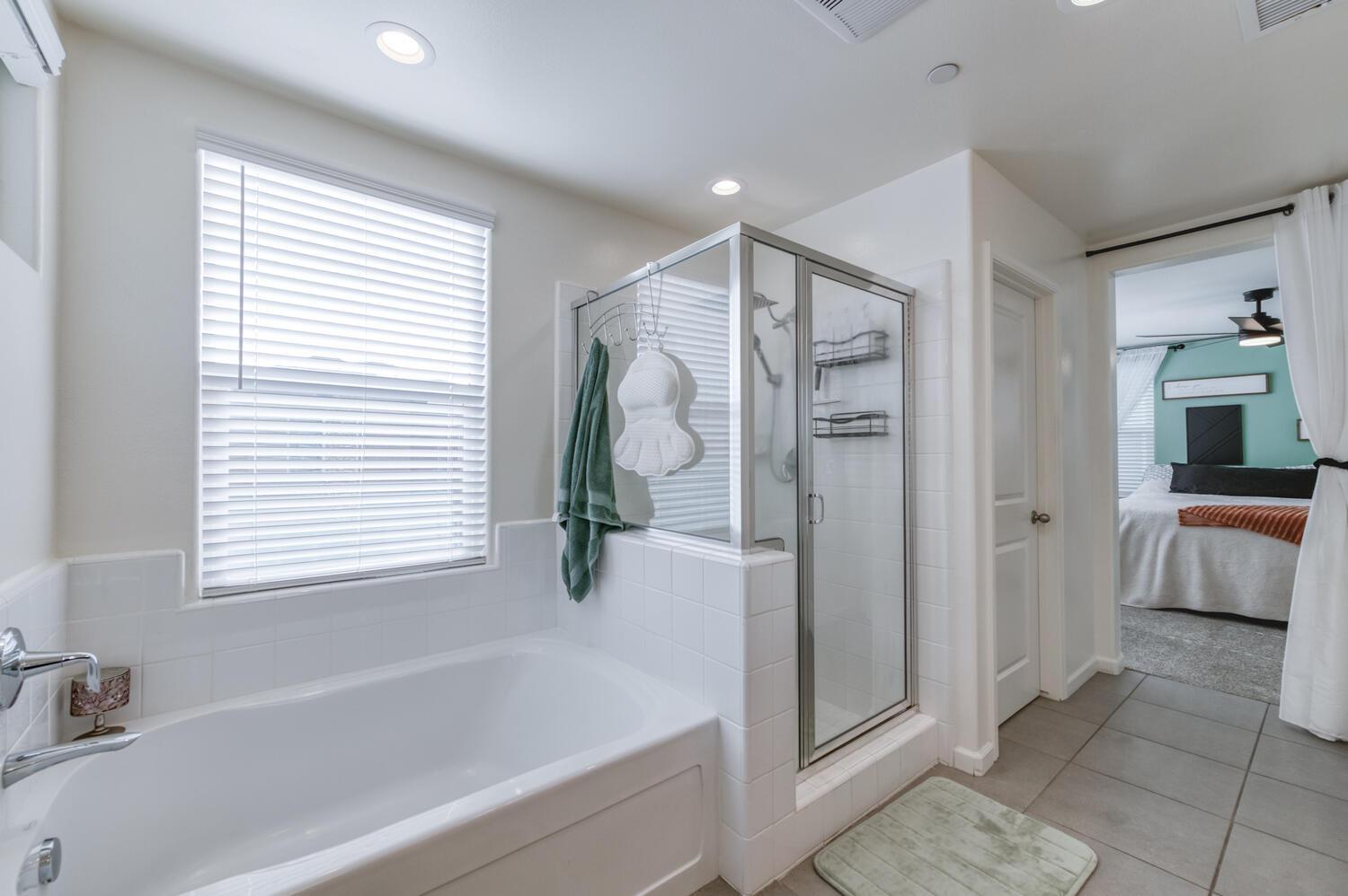 850 Winchell Way W, Madera, CA 93636