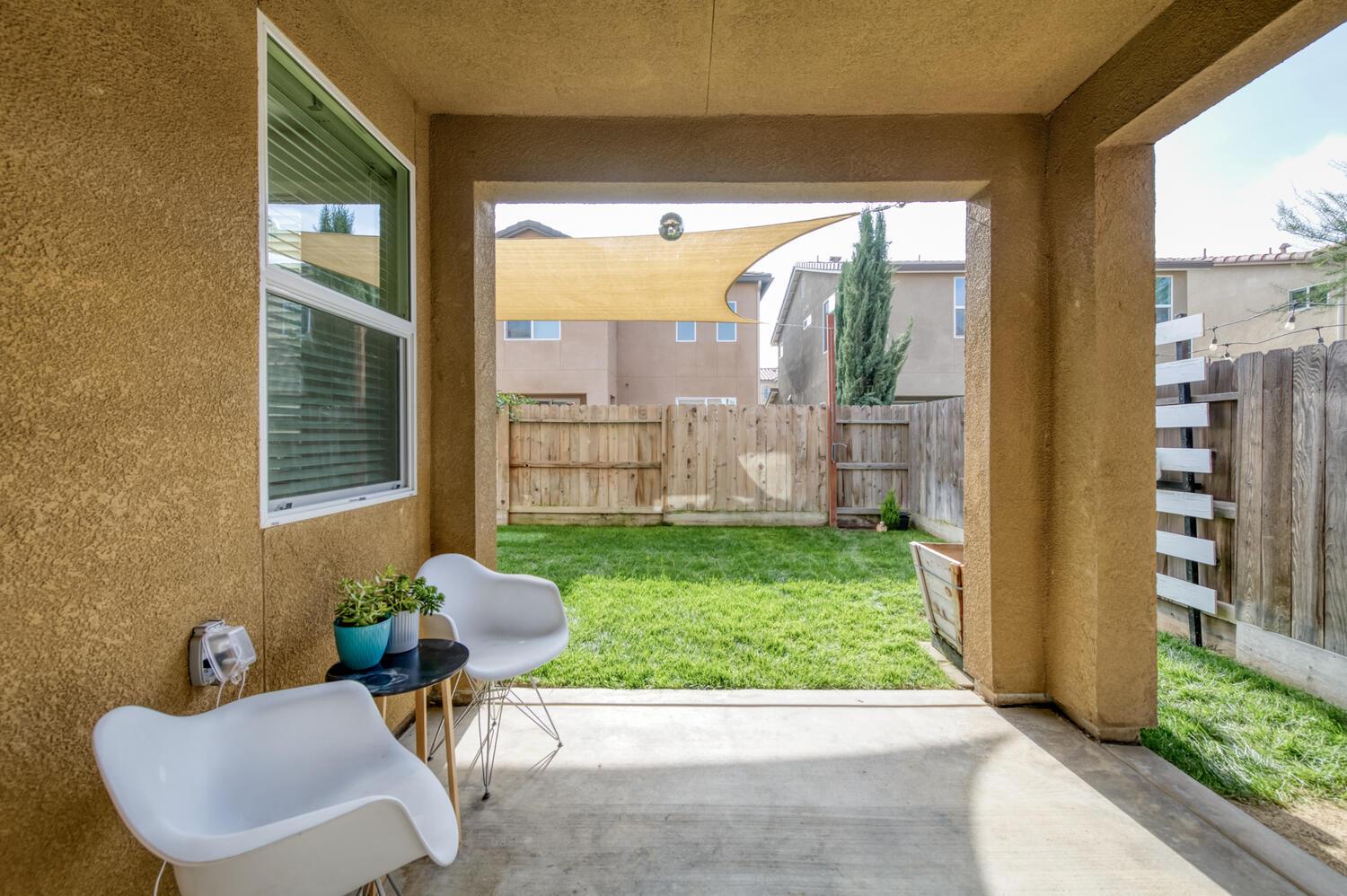 850 Winchell Way W, Madera, CA 93636