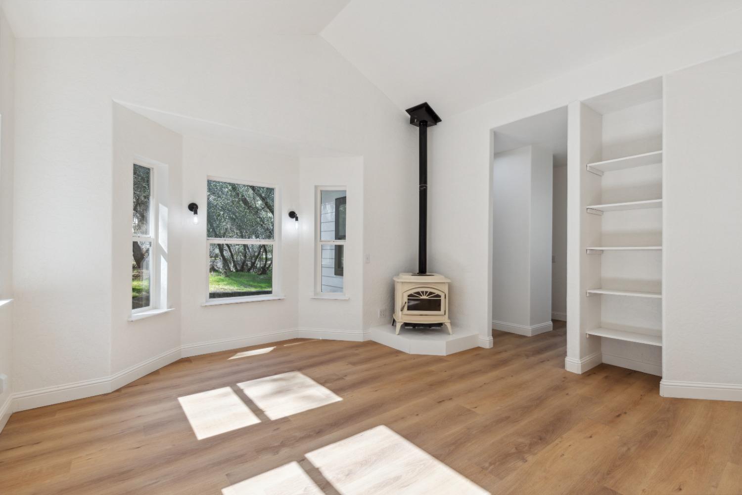 47684 Willow Pond Way, Coarsegold, CA 93614