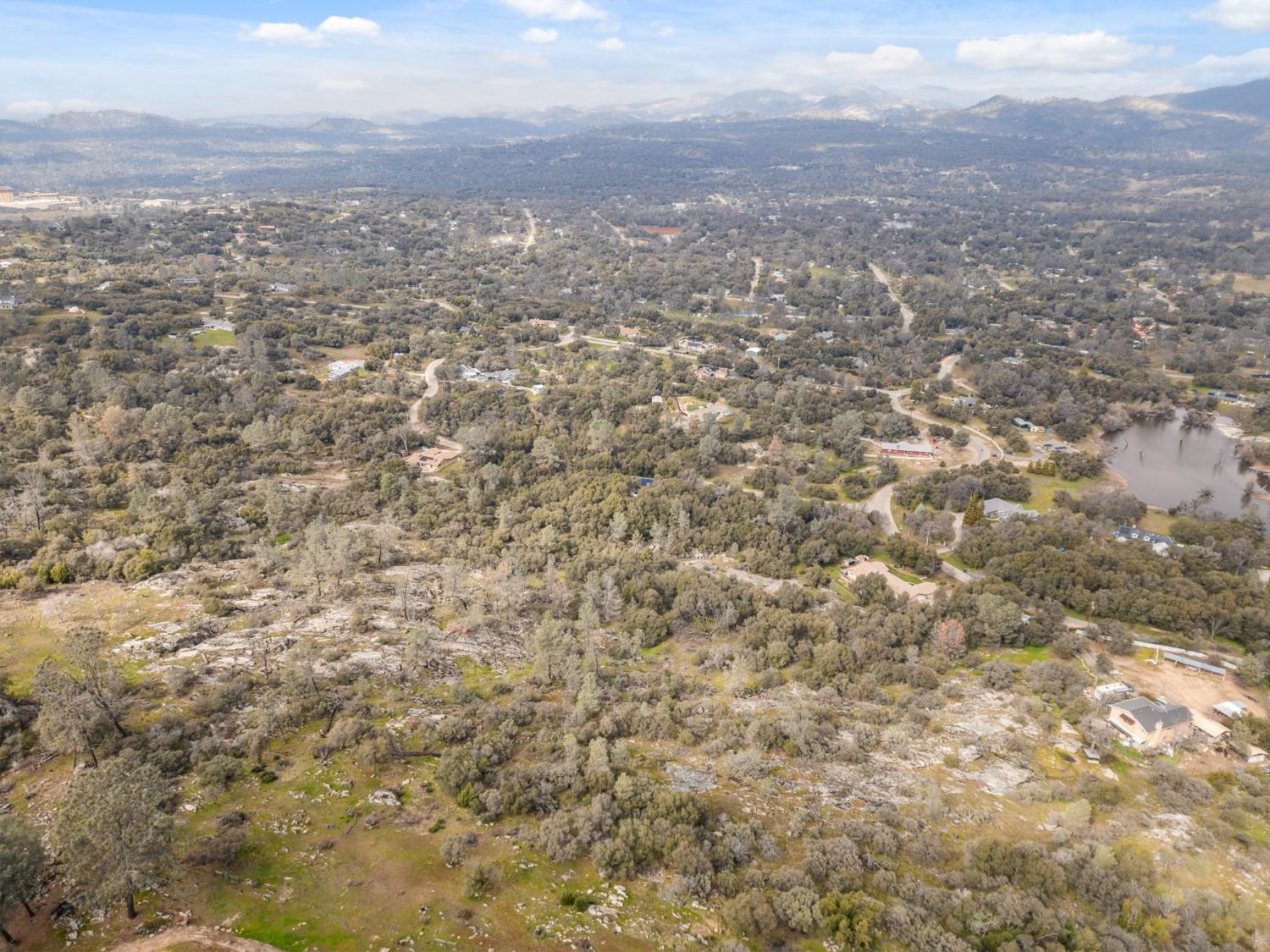 47684 Willow Pond Way, Coarsegold, CA 93614