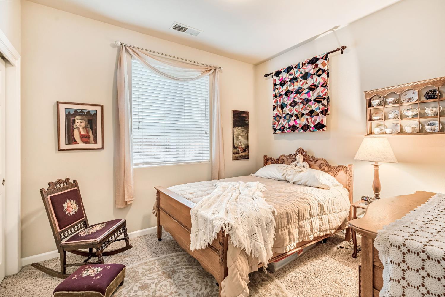 3285 W Melody Dr, Fresno, CA 93711