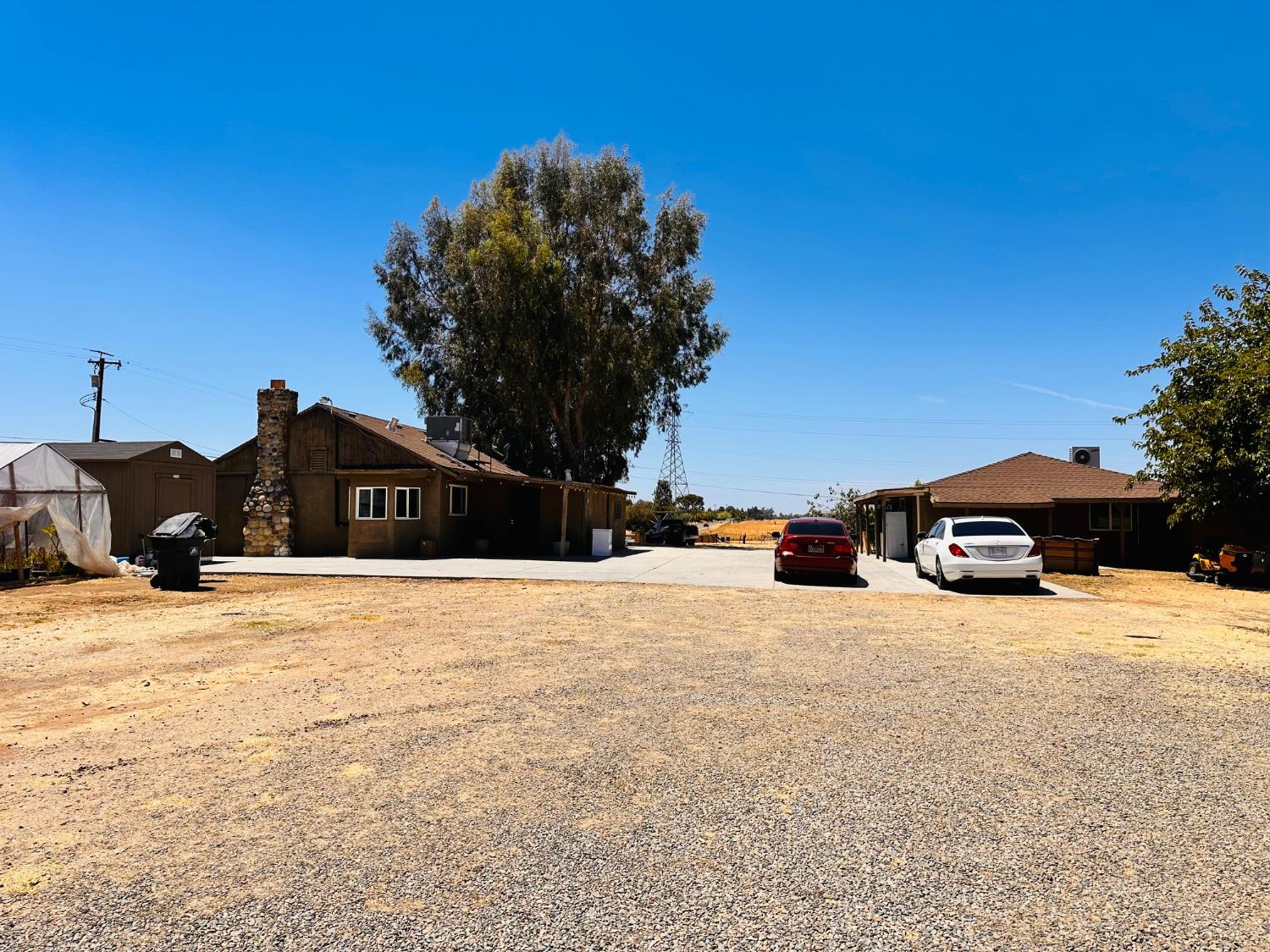 11236 E Herndon, Clovis, CA 93619