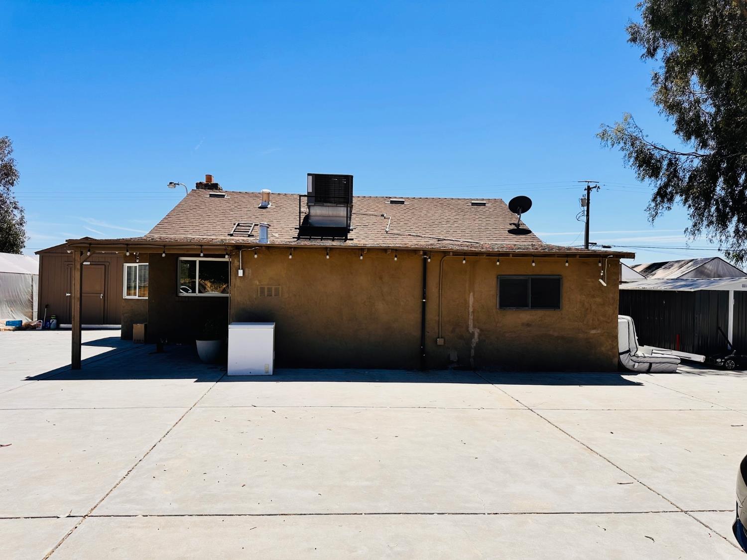 11236 E Herndon, Clovis, CA 93619