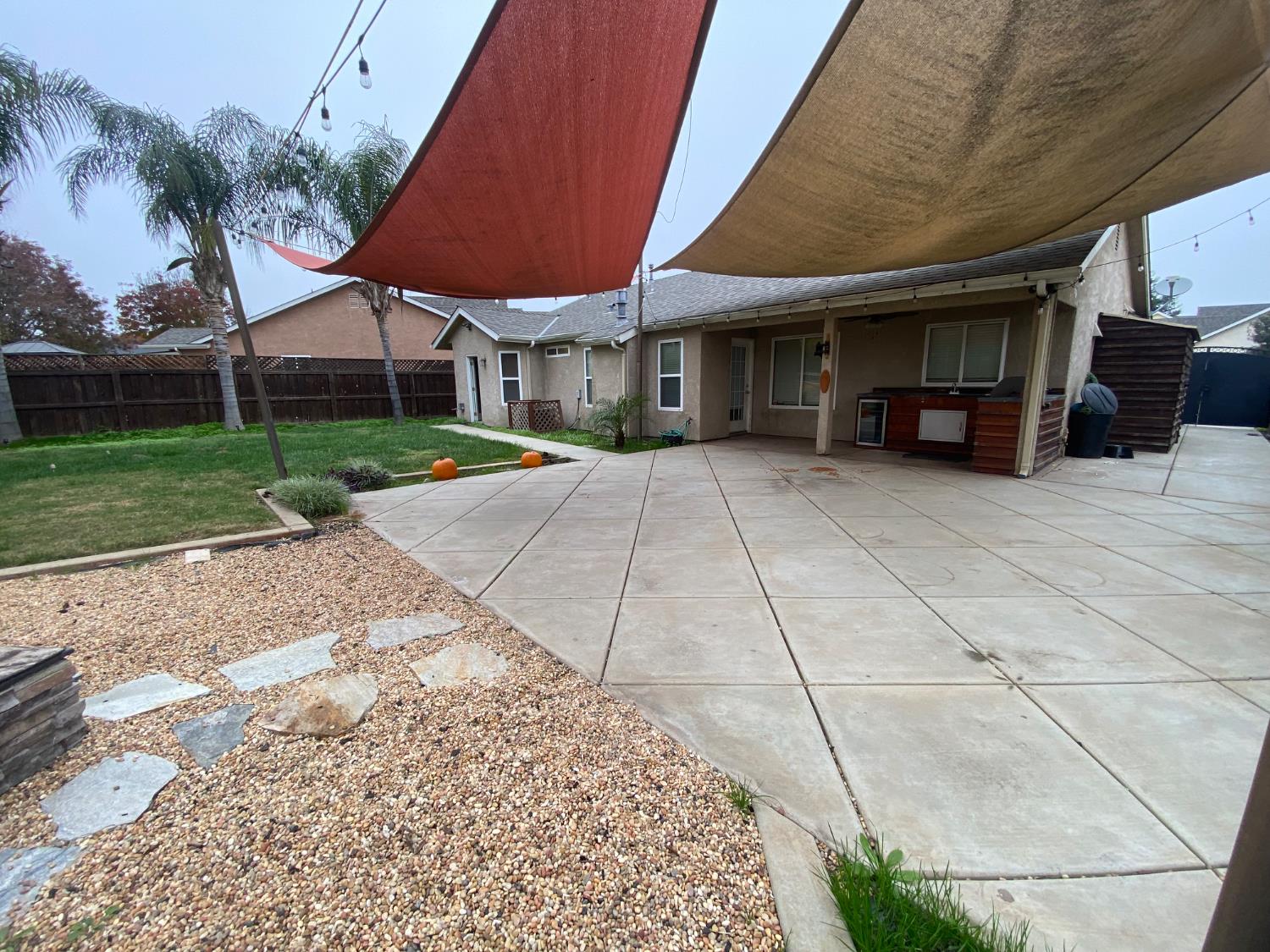 2805 Badger Flat Ave, Tulare, CA 93274