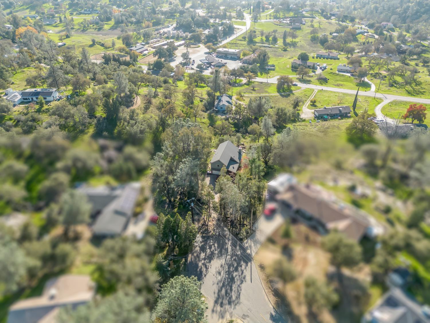 29700 Deer Trail Ln, Coarsegold, CA 93614