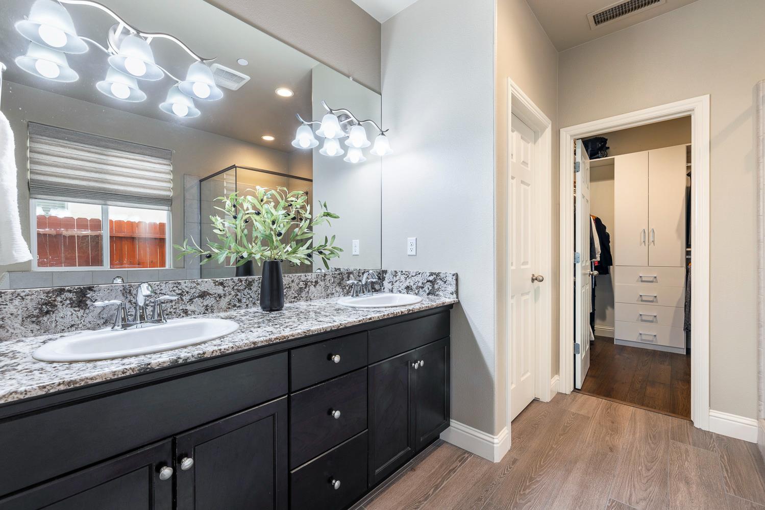 3293 Soledad Ave, Clovis, CA 93619