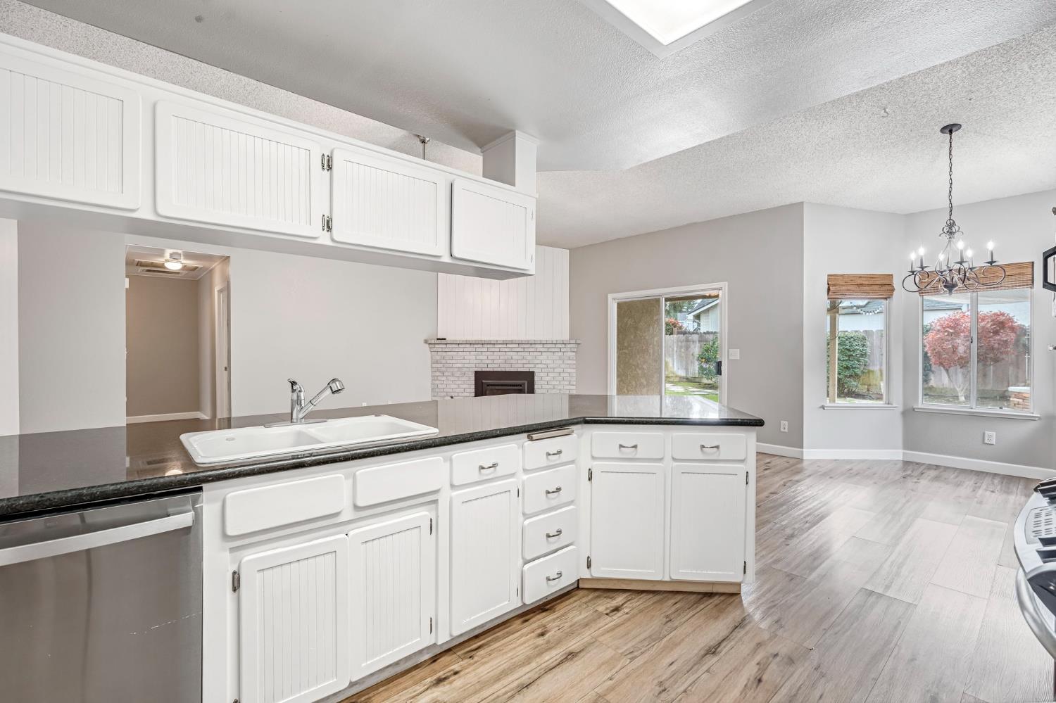 1891 E El Paso Ave, Fresno, CA 93720