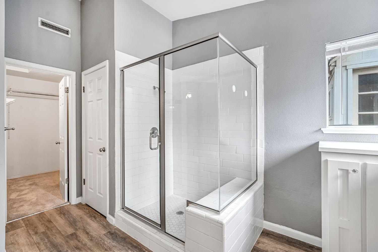 1891 E El Paso Ave, Fresno, CA 93720