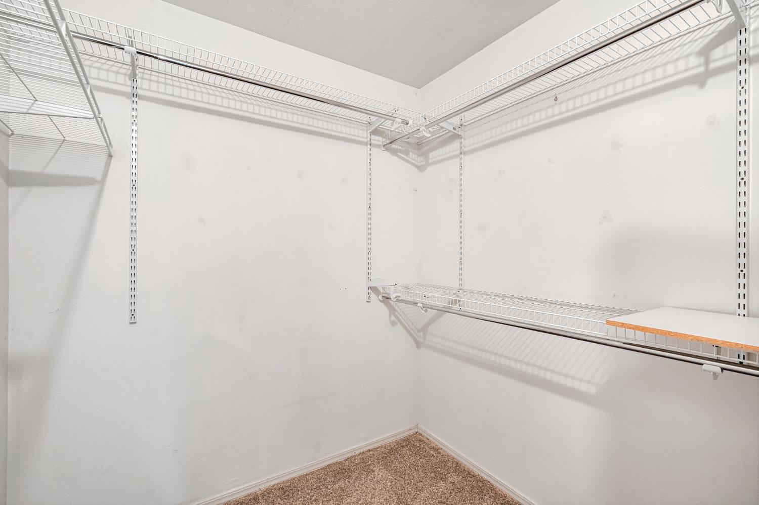 1891 E El Paso Ave, Fresno, CA 93720