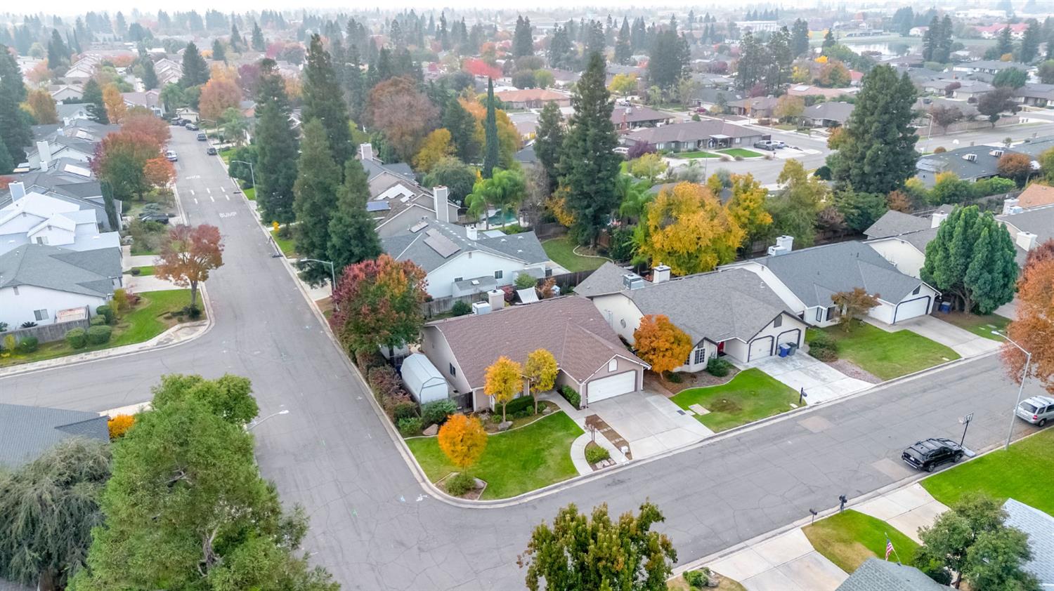 1891 E El Paso Ave, Fresno, CA 93720