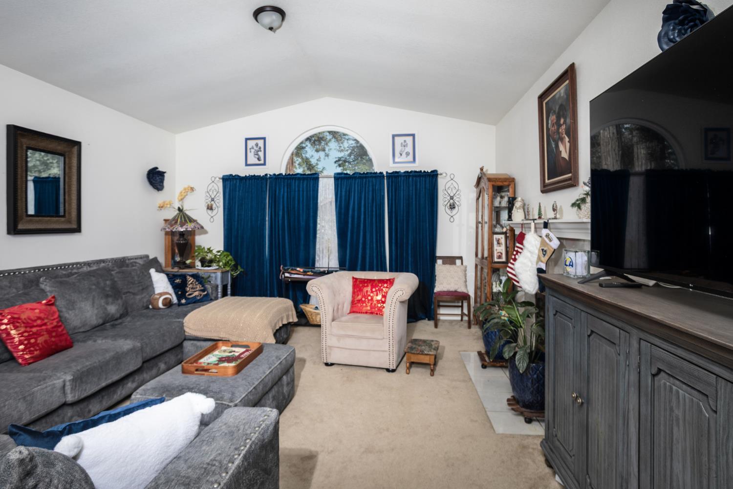 6375 N Cleo Ave, Fresno, CA 93722