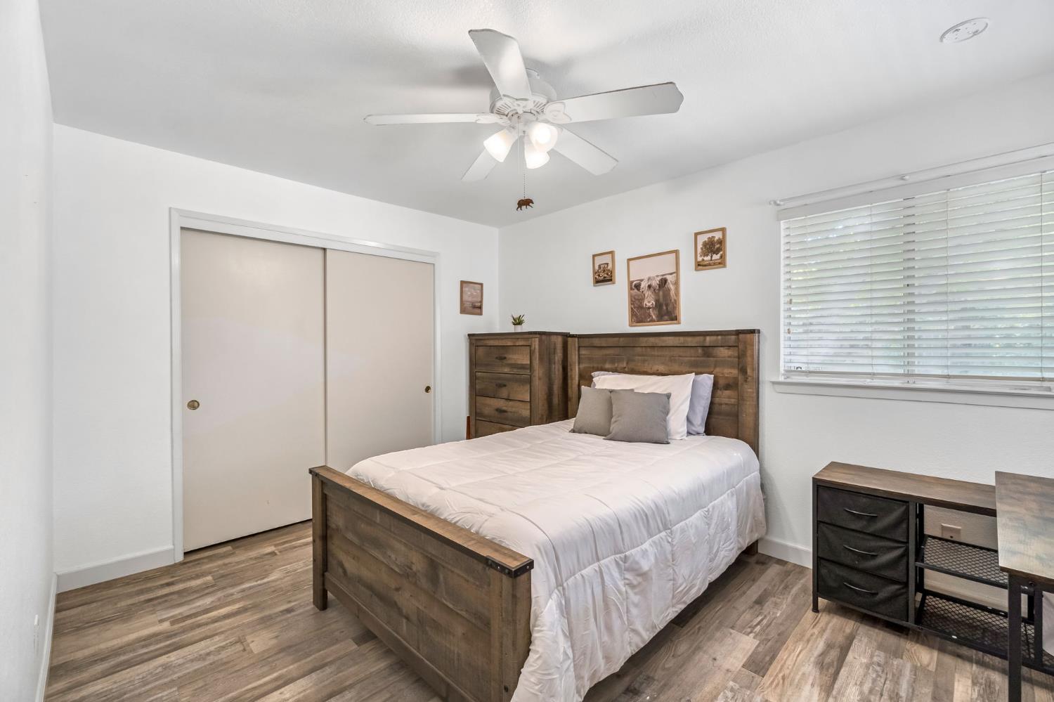 9540 N 10Th St, Fresno, CA 93720