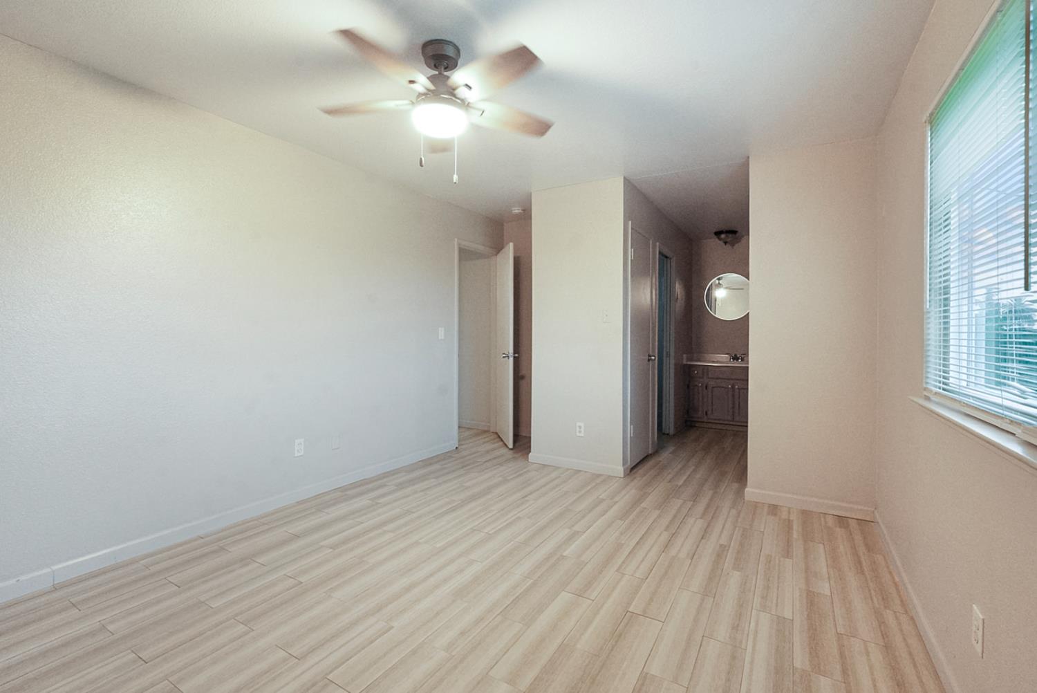 14117 Cates Ct, Chowchilla, CA 93610