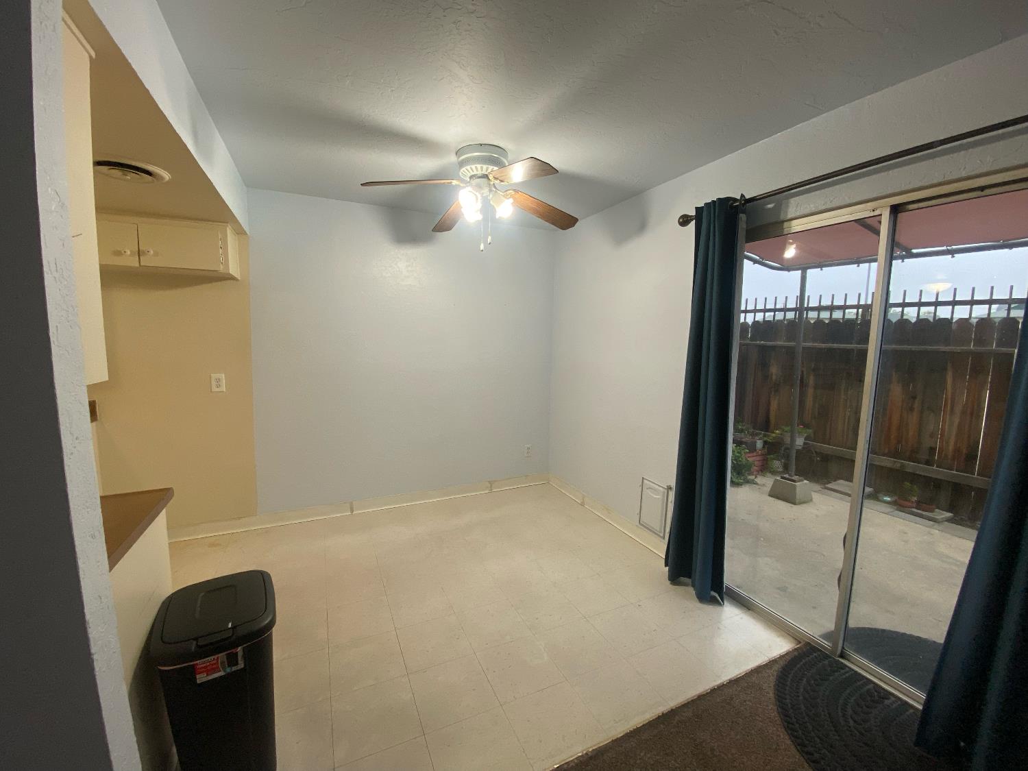 4908 N Winery Cir, Fresno, CA 93726