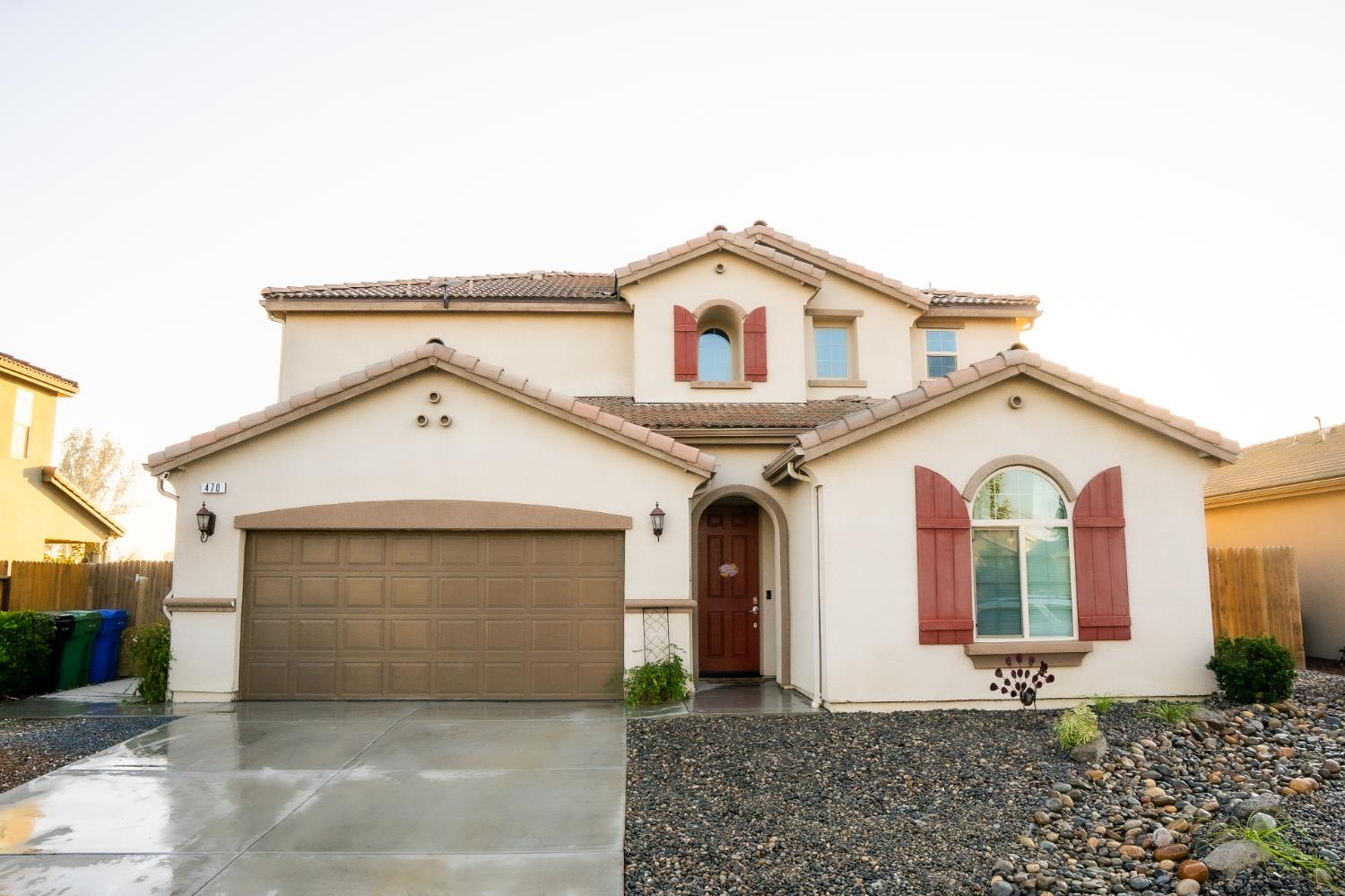 470 Daphne Ln, Lemoore, CA 93245