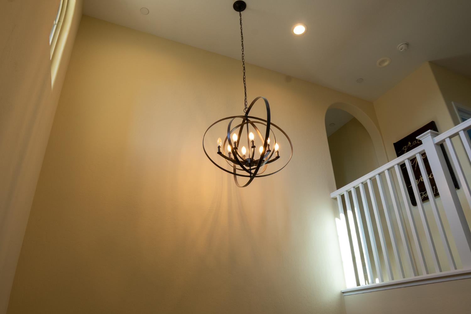 470 Daphne Ln, Lemoore, CA 93245