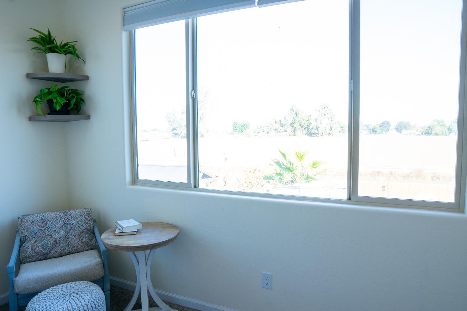 470 Daphne Ln, Lemoore, CA 93245