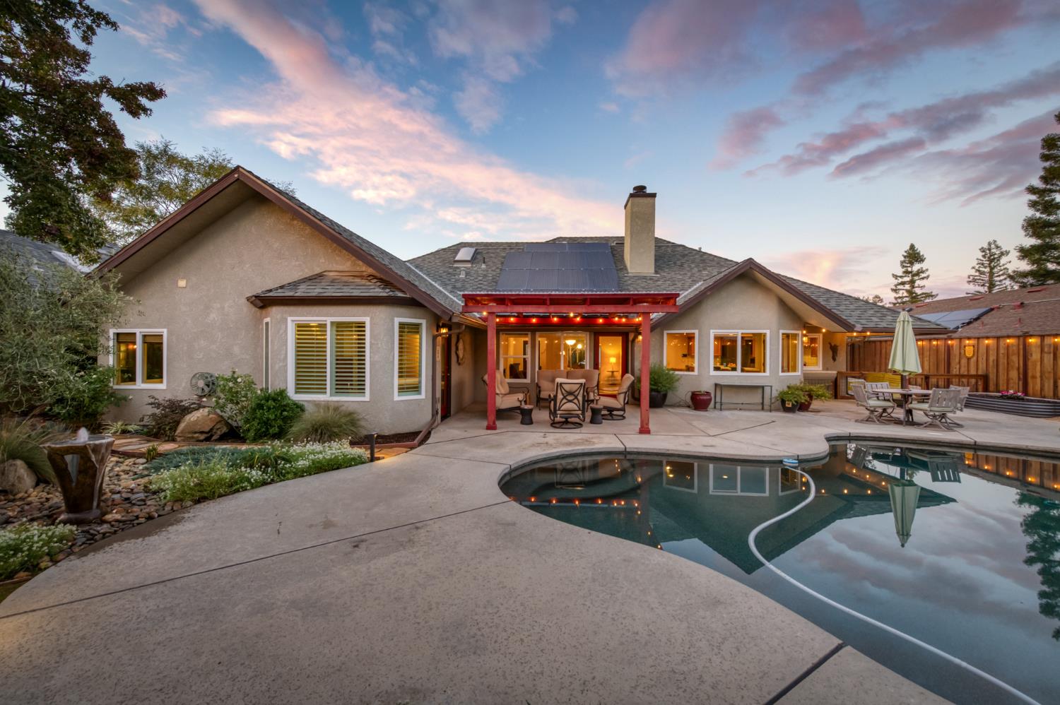 550 W Bedford Ave, Clovis, CA 93611