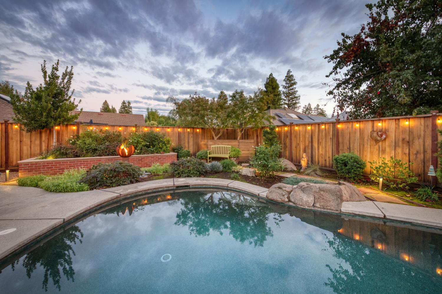 550 W Bedford Ave, Clovis, CA 93611