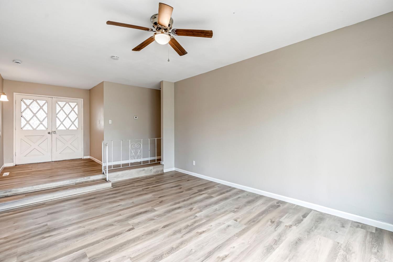 4813 E San Gabriel Ave, Fresno, CA 93726