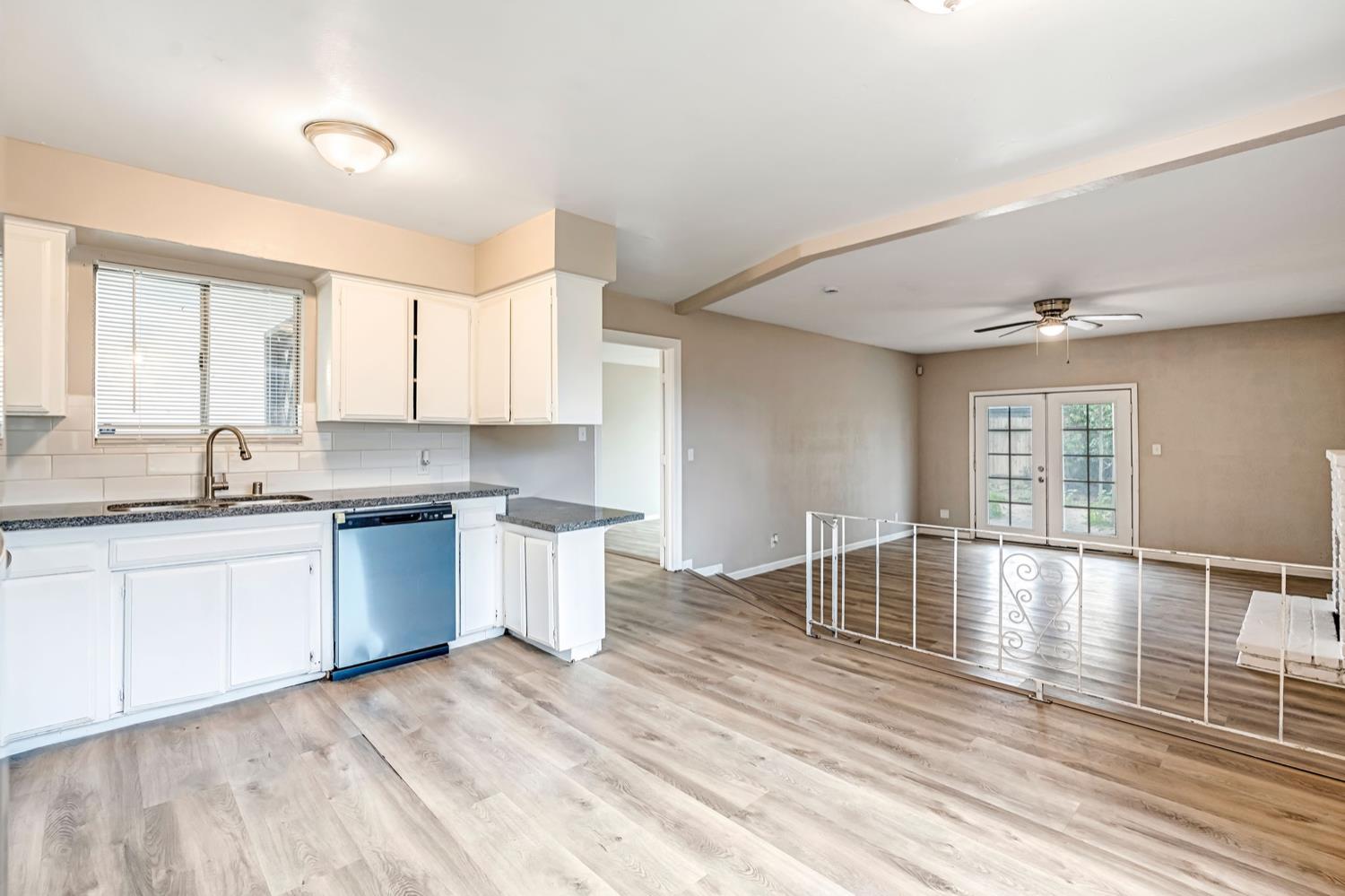 4813 E San Gabriel Ave, Fresno, CA 93726