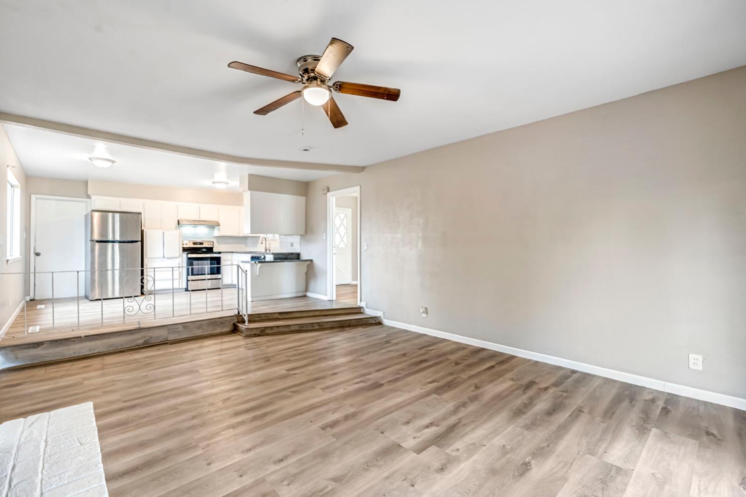 4813 E San Gabriel Ave, Fresno, CA 93726