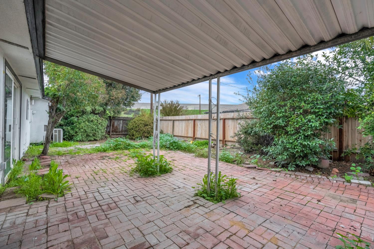 4813 E San Gabriel Ave, Fresno, CA 93726